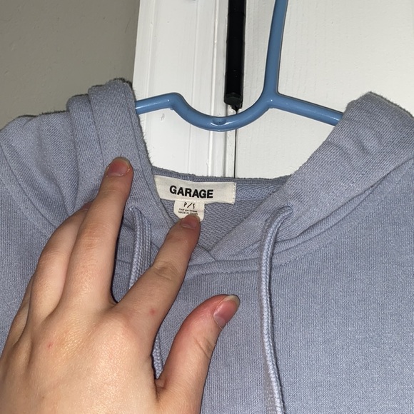 garage cropped hoodie - Picture 3 of 4